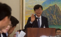 [포토]증인선서하는 김상조 후보자