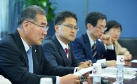 [포토]모두발언하는 이개호 경제2분과 위원장
