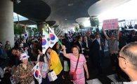 [포토]아수라장 된 공항