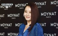 [포토] 김혜수 '매력 터지는 눈웃음' (모이나)