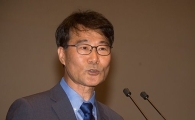 장하성 “한미 정상회담에서 FTA 재협상에 대해 합의한 바가 없다”