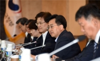 김동연 "부동산 과열 면밀히 주시…좌시 않을 것"(종합2보)