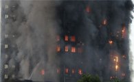 '런던화재' 건물 입주자들 "수년전부터 안전문제 제기했다"