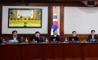 [포토]신임 장관들이 참석한 국무회의