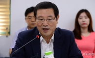[포토]발언하는 이용섭 일자리위 부위원장