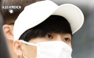 [포토] 엑소(EXO) 시우민 '어린 왕자의 눈망울' (공항패션)