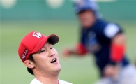 [포토]박종훈, '아쉬운 송구 실책'
