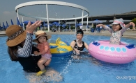 [포토]'올여름 피서는 한강 수영장에서'