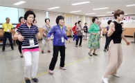 [포토]광주시 동구, 두근두근 뇌운동 치매예방교실