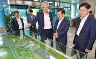 윤장현 광주시장, 교통안전공단 자동차안전연구원 방문