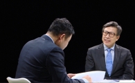 박형준, ‘썰전’ 전원책 후임으로 합류…유시민이 인정한 토론 고수
