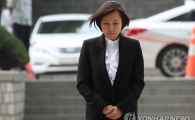 우병우, 장시호에 "근데 저 아세요?"…턱 괴고 쳐다봐