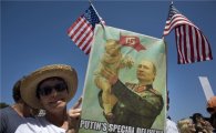 푸틴 만난 트럼프…美대선 개입 관련 논의 