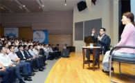 조용병 신한금융 회장, 직원 300명과 소통행사 실시