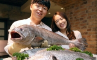 [포토]임금님 수라상 오르던 '대물 민어'로 몸보신 하세요
