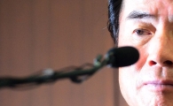 [포토]굳은 표정의 이장한 종근당 회장
