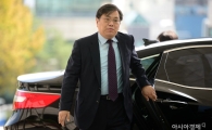 [포토]양재식 특검보, 이재용 결심공판 출석