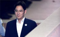 변혁의 소용돌이…'3대 재판' 이달말 결판
