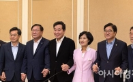 [포토]손 맞잡은 고위 당·정·청
