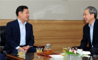 윤장현 광주시장, 빛고을아카데미 정일재 LG경제연구원장 접견