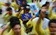 [포토]'똑같은 대우를 원한다'