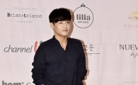 강하늘, 가족 배웅 속에서 오늘(11일) 헌병으로 입대