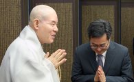 조계종 승려들, '상습도박 혐의' 조계종 총무원장 검찰 고발