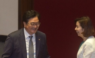 [포토]투표하는 우원식 원내대표