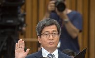 '사법개혁' 의지 드러낸 대법원장 후보자…이념성향 공격 나선 야당