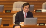[포토]답변하는 송영무 국방장관