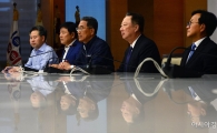[포토]대한상의 찾은 김주영 한국노총 위원장