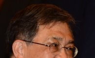 [포토]미소 보이는 권오현 