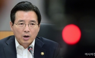 [포토]김용범 "금융사들도 가계부채 대책 준비 매진해달라"