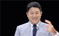 '썰전' 유시민, MB블랙리스트 오른 김구라에 "영광이지 뭐!"