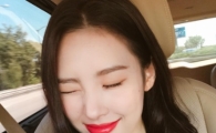 선미 레드립 메이크업으로 비주얼 완성.."미모 그뤠잇"