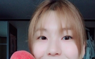 '안단테' 김진경, 과즙미 '뿜뿜'..."복숭아 같은 내 얼굴"