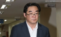 '민중은 개·돼지' 발언 나향욱, 파면 취소에 네티즌 "법원이 국민을 개·돼지로 본다"
