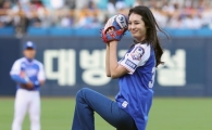 이승엽 아내 이송정 시구 화제, 야구선수 아내 '미모 1위' 위엄