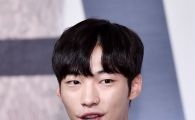 서강준 닮은꼴? '매드독' 우도환, 여심 훔치는 수려한 사기꾼으로 변신