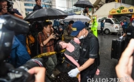 '어금니 아빠' 현장검증…피해자 대역 차에 싣자 "X새끼"(종합)