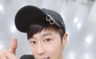 동방신기 유노윤호 “일본 돔 투어를 향해”…‘엄지 척’