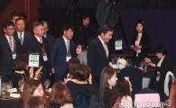 [포토] 2017 아시아여성리더스포럼 참석한 이낙연 국무총리