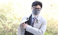 ‘소통령’ 한동훈 패션·화법까지 신드롬… 권력집중 우려도 