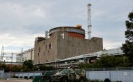 푸틴, 자포리자 원전 국유화 선언…우크라 "운영권 변화없어" 반발