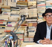 문단 복귀 무산됐던 고은, 개인 출판사로 7권 출간