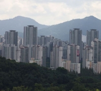 서울에서 중간가격 집 사면 월소득 41% 부담해야