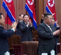 北, '핵무력' 헌법 명시…軍 "핵무기 사용 땐 정권 종말"