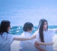 "어른들 갈등에 상처받지 말길"…뉴진스 신곡 '버블검' 500만뷰 돌파