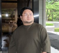 '쯔양 협박' 사이버 렉카 구제역·주작 감별사 구속