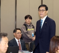 이창용 한은 총재, 6대 시중은행장 일대일 면담…"CBDC 참여 독려"
